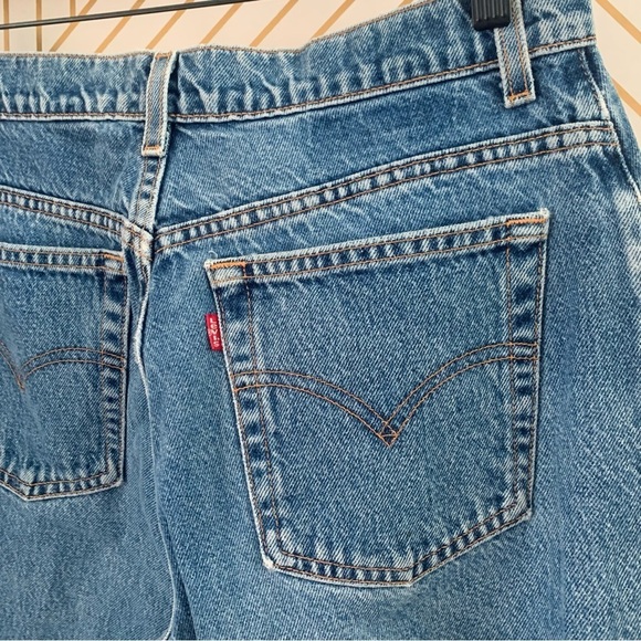90s Vintage 550 Levi's relaxed fit slim tapered leg high waisted Jeans size 14 - Picture 5 of 13